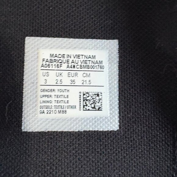 ✨ Converse Chuck Taylor All Star Youth High Tops | Iridescent Bubble Print | 3Y - Picture 2 of 11